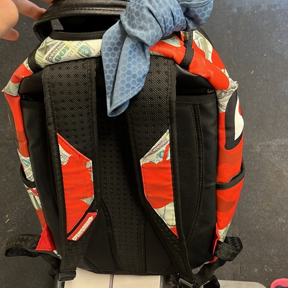 Limited addition, like brand new - Picture 2 of 4